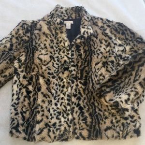 Animal print fur cropped coat